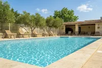 Charming furnished apartment in Mas, UzËs, pool, 656 yards away from town centre - Pool