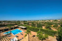 Villa Carlo Resort - parking
