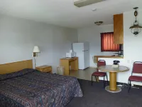 Umatilla Inn & Suites - 2-Star