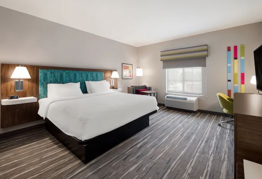 Hampton Inn by Hilton Concord