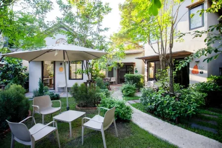 Pumpkin Art Town Отели в г. Sam Khok