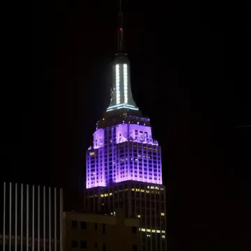 Hilton New York Times Square Отели рядом с достопримечательностью «Мидтаун»