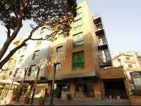 Hotel le Noble Các khách sạn ở Dbayeh