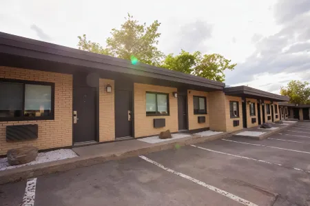 Motel Newstar Laval