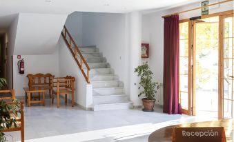 Hotel Tugasa El Almendral
