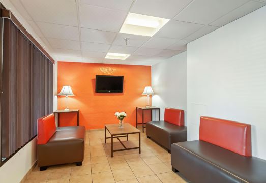 모텔 6 네이퍼빌