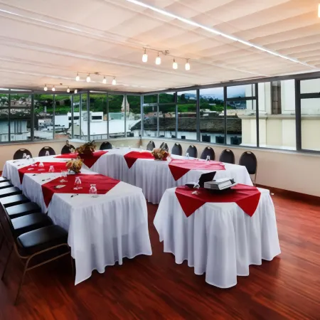 Loft Hotel