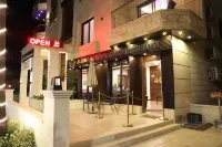 阿爾奇瑪服務式公寓酒店