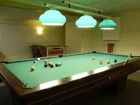 Saanen Gstaad Youth Hostel فنادق في Jaun