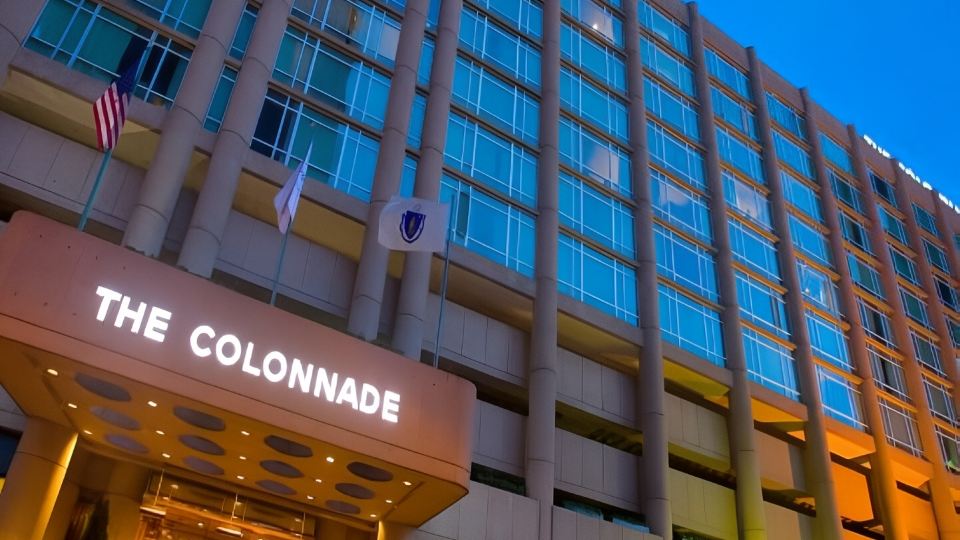 The Colonnade Hotel