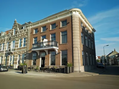 Hotel Loskade 45 Hotels near De Veersche Poort