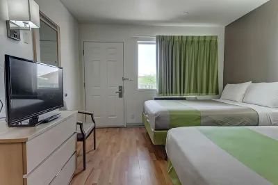 Studio 6 El Paso, TX - East Hotels near Speedway