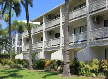 Beachfront Terraces with Onsite Reception & Check IN