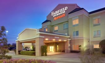 Fairfield Inn & Suites Marshall