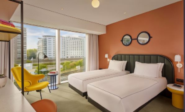 art'Otel London Battersea Power Station, Powered by Radisson Hotels