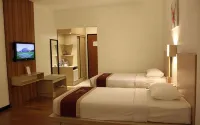Hotel Ebony Batulicin - parcheggio