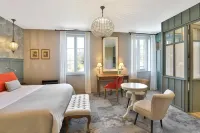 Hotel les Glycines and Spa 4 Stars Hotel di Les Eyzies-De-Tayac-Sireuil