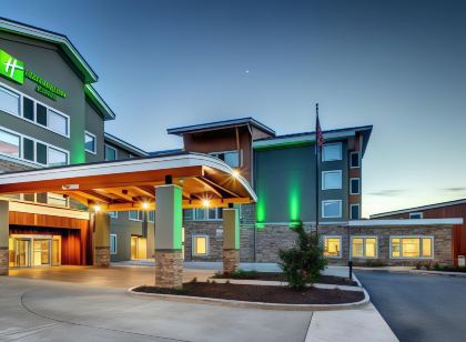 Holiday Inn & Suites Bellingham