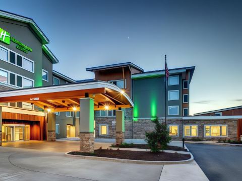 Holiday Inn & Suites Bellingham