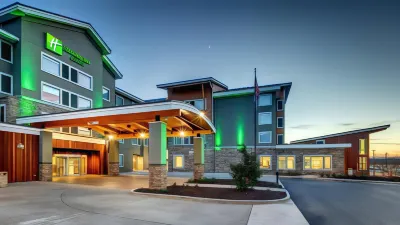 Holiday Inn & Suites Bellingham