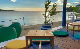 Santiago Cove Hotel and Restaurant - Housity