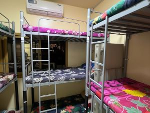 Uae Hostel