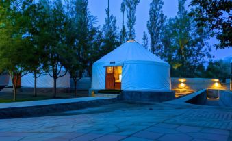 Apex le Yurt Skardu