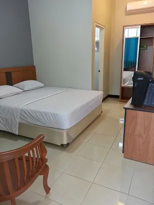 Grand Amanda Guest House Syariah Hotels in Bendosari