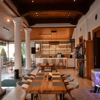 FIM by Zigna Hotels near Loji Gandrung