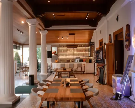 FIM by Zigna Hotels in Surakarta