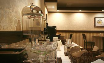 U Zolotyih Vorot Hotel