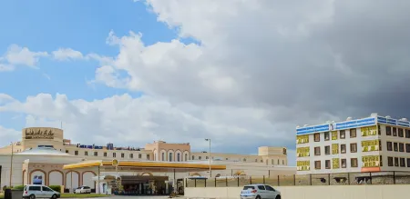 Gateway Salalah Apartments Отели в г. Салала