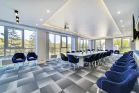 Grand Sapphire Hotel