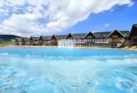 Hotel Bešeňová Hotels near Vlkolinec
