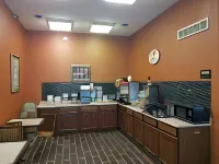 Super 8 by Wyndham Bellefontaine - 2-Star