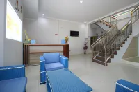 RedDoorz near Jalan Kolonel Haji Burlian Palembang Hotel di Sukodadi