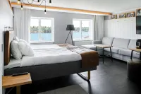Furusund värdshus Hotels near Riddersholms naturreservat