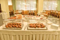 Grand Hotel Delle Terme - breakfast