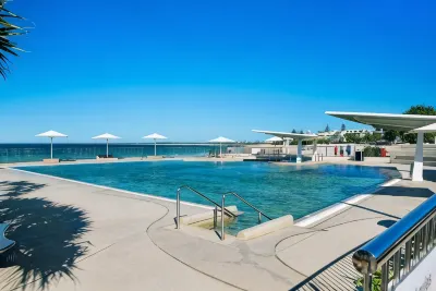 Ultiqa Shearwater Resort Hotel di Kings Beach