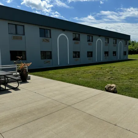 South Ridge Inn