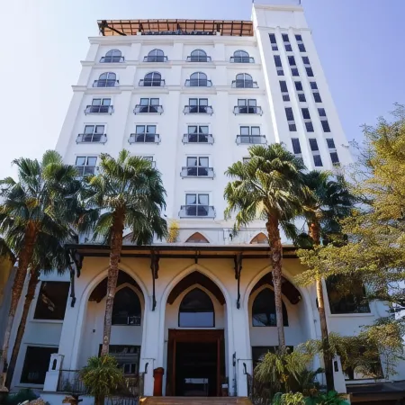 The  Vientiane Capitol (Capitol Residence)