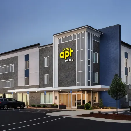 Stayapt Suites Tallahassee-Capitol