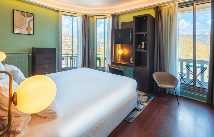 Splendid Hotel Lac d'Annecy, Handwritten Collection