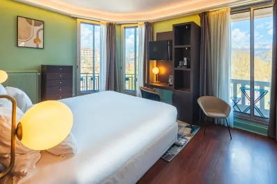 Splendid Hotel Lac d'Annecy, Handwritten Collection Các khách sạn gần Notre-Dame de Liesse