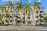 Aloha Fridays Hotels in 