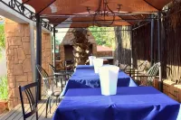 Homestay Travel Guest House فنادق في Roodepoort