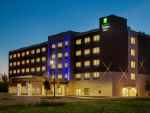 ฮอลิเดย์ อินน์ เอ็กซ์เพรส แอนด์ สวีทส์ แซนฟอร์ด-เลคแมรี่ บาย IHG โรงแรมในแซนฟอร์ด