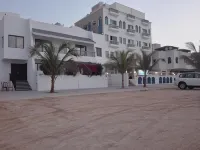 فيلات شاطئ صلالة بيتش بي آند بي Hotels near اكسسواري ECCESSWARY