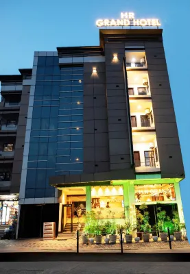 HR 그랜드  호텔 Naee Kee Kot Fort 주변 호텔