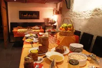 Hostellerie de Genève - breakfast